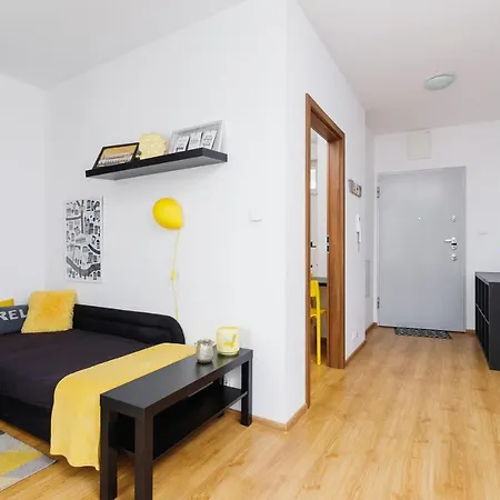 Studio Pradnik Bialy By Renters Apartment